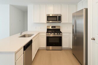 461 Whoopers Lp in Uhland, TX - Building Photo - Building Photo