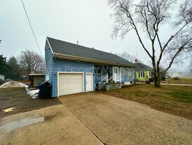 308 N Staffon St in Ludington, MI - Building Photo