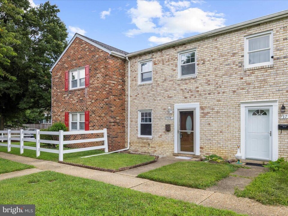 1790 Belle Dr in Annapolis, MD - Building Photo