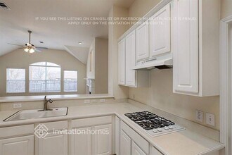 5704 Bedford Ln in The Colony, TX - Foto de edificio - Building Photo