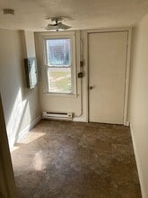 1625 Navarre Rd SW in Canton, OH - Building Photo - Building Photo