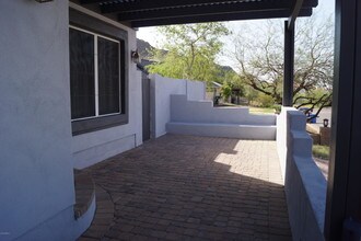1427 E Mission Ln in Phoenix, AZ - Building Photo - Building Photo