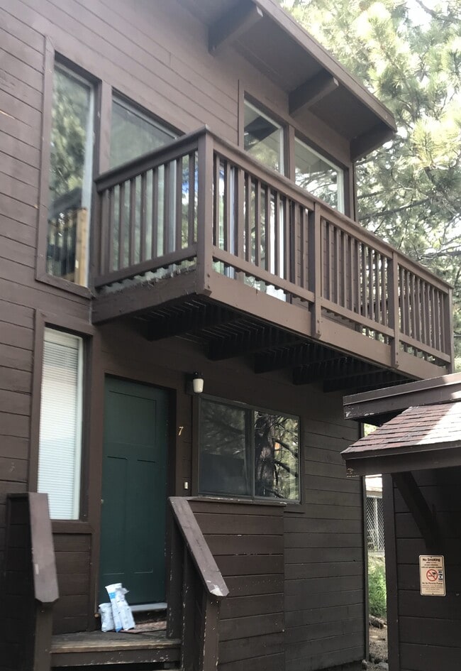 property at 4 Mountain Blvd