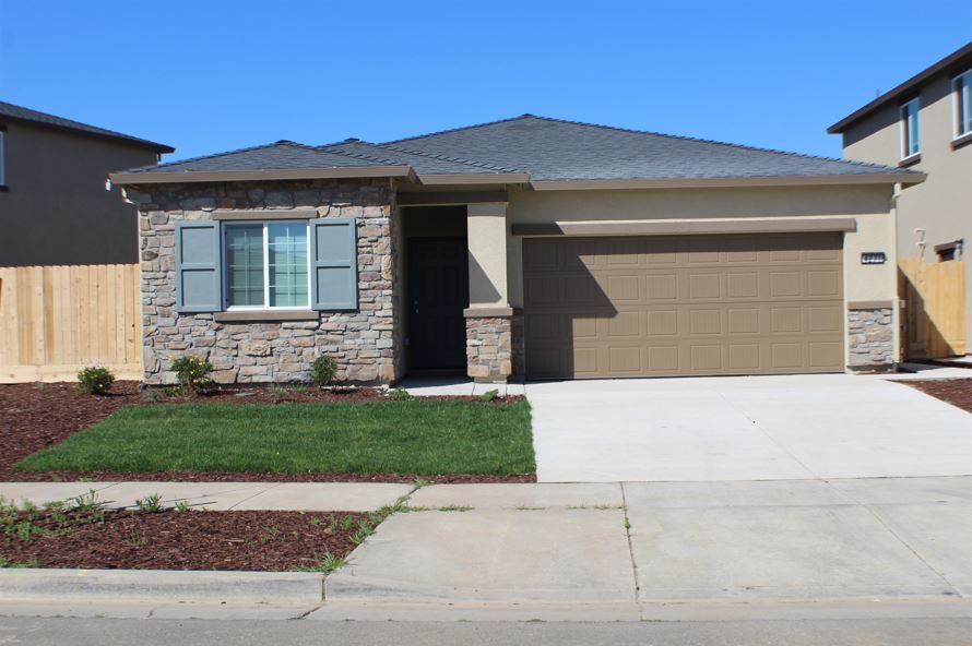 4271 Freemark Ave in Merced, CA - Building Photo