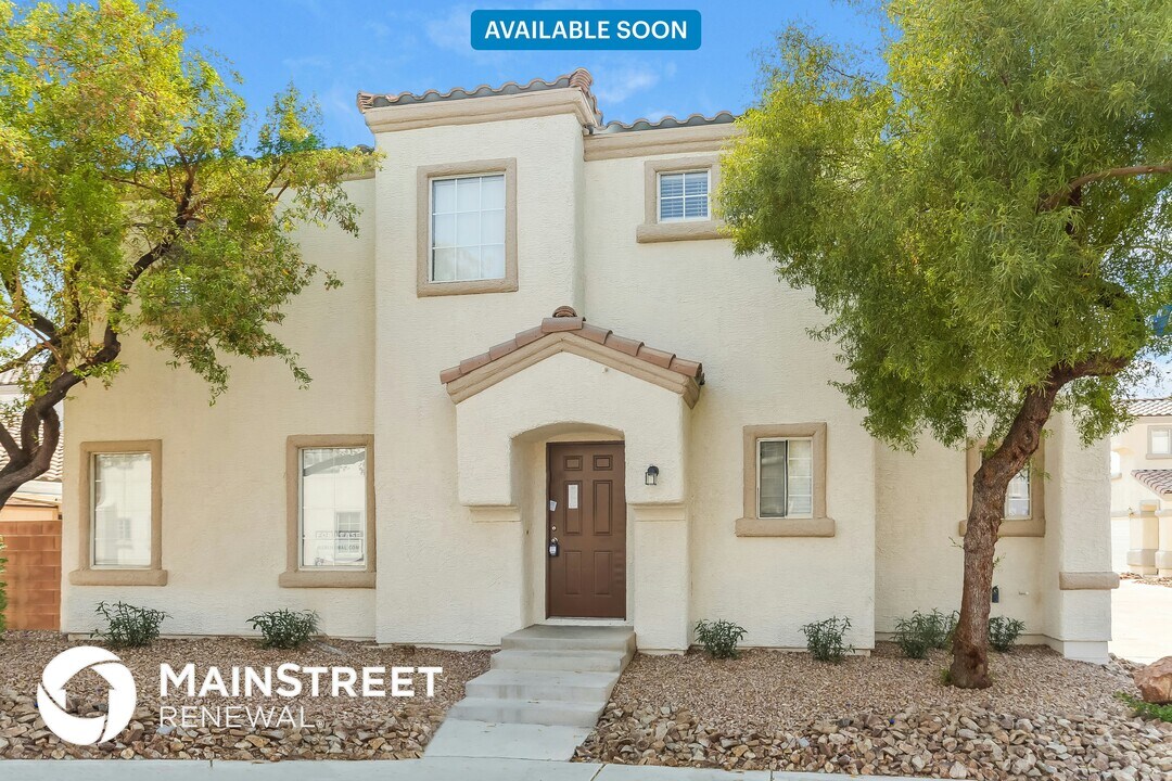 2705 Positive Ct in North Las Vegas, NV - Building Photo