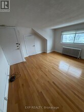 354 Annette St in Toronto, ON - Building Photo - Building Photo