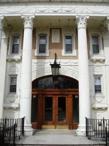 117 Park Dr in Boston, MA - Foto de edificio - Building Photo