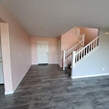 1560 Maryclair Dr in Olivehurst, CA - Building Photo - Building Photo