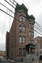 705 29th St Apartments