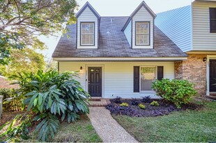 980 Marys Dr in Tallahassee, FL - Building Photo