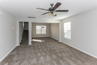 6370 Day Lilly Ln in Charlotte, NC - Building Photo - Building Photo