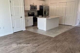 10333 Bradmore Rd in Ft. Myers, FL - Foto de edificio - Building Photo