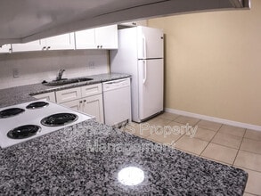 330 Dundee Dr in Kissimmee, FL - Building Photo - Building Photo