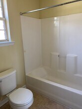 825 Kiln Ln in Hinesville, GA - Building Photo - Building Photo