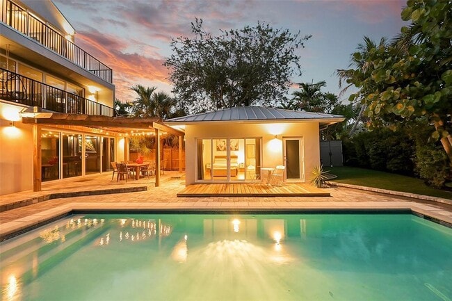 640 NE 17th Way in Fort Lauderdale, FL - Foto de edificio - Building Photo