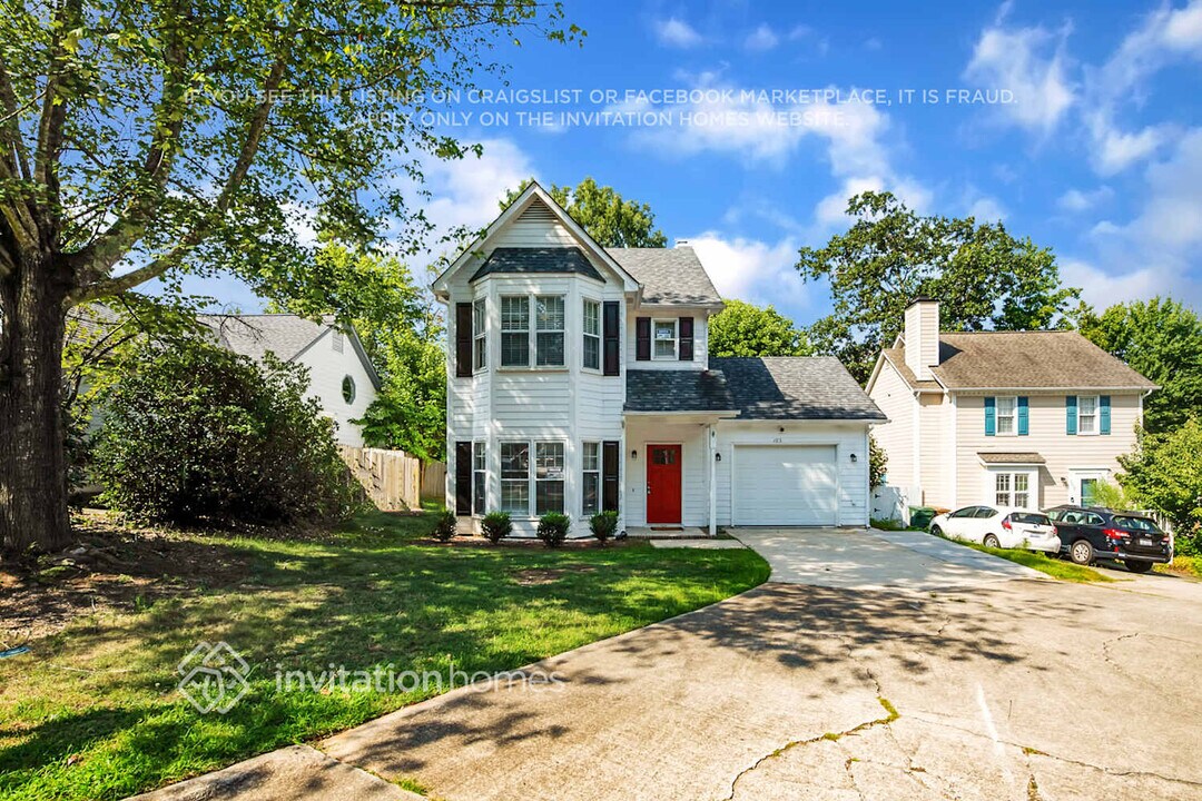 103 London Plain Ct in Cary, NC - Foto de edificio
