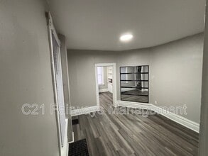 370 3rd St in Pitcairn, PA - Building Photo - Building Photo