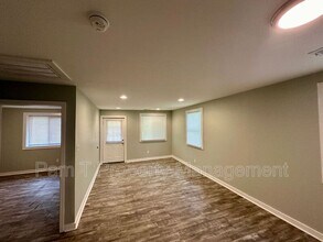 1016 W 42nd St in Savannah, GA - Building Photo - Building Photo