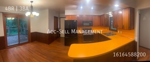 2580 Emerson Ave NW in Grand Rapids, MI - Building Photo - Building Photo