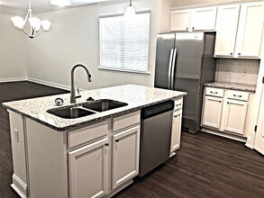 8 Cherry St in Savannah, GA - Building Photo - Building Photo