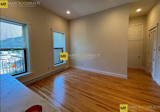 688 Tremont St, Unit 1R in Boston, MA - Building Photo - Building Photo