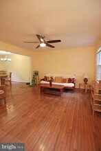 5021 Hayload Ct in Columbia, MD - Building Photo - Building Photo