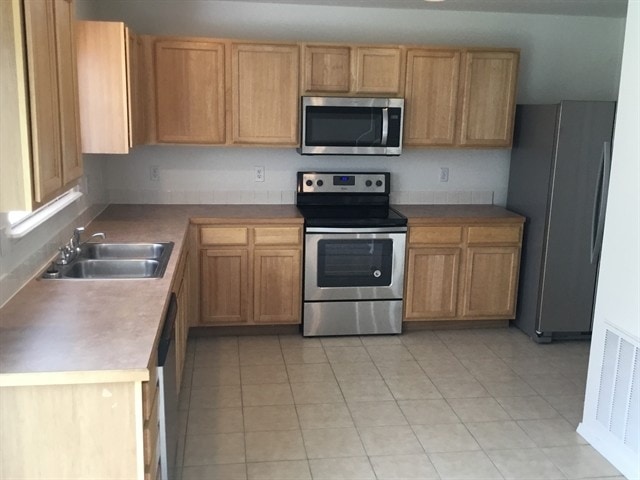 9451 W Portola Dr in Boise, ID - Foto de edificio - Building Photo