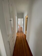 106 N Edgemont St, Unit 2 in Los Angeles, CA - Building Photo - Building Photo