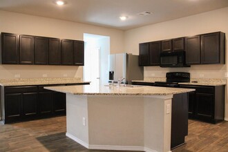 15209 Upland Willow Rd in Austin, TX - Building Photo - Building Photo
