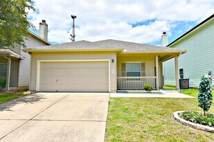 2106 Charlotte Estates Dr in Austin, TX - Building Photo