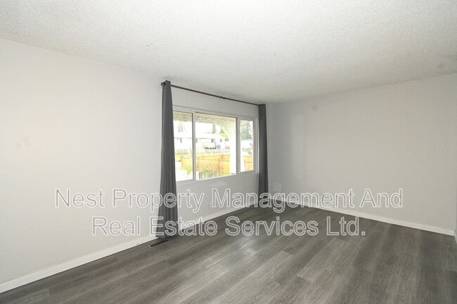 1483 Milburn Ave in Prince George, BC - Building Photo - Building Photo