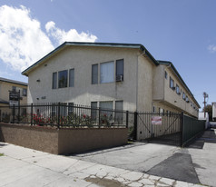 4375 Ventura Canyon Ave Apartments