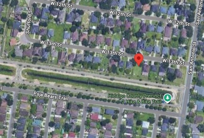 18 E 13th St in San Juan, TX - Foto de edificio - Building Photo