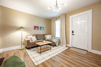 4502 Kingsley Dr in Indianapolis, IN - Building Photo - Building Photo