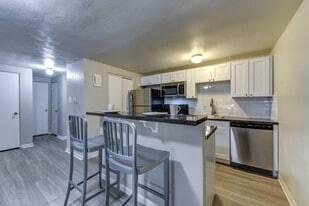 The Loop at Lamar Station in Lakewood, CO - Building Photo