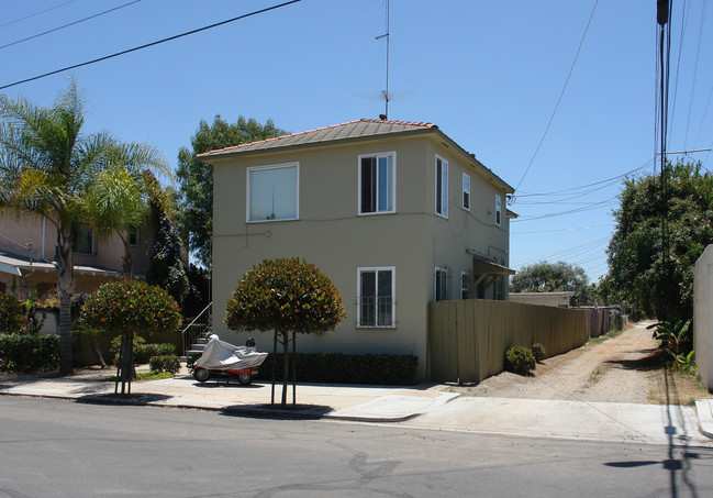 3041 Landis St in San Diego, CA - Building Photo - Building Photo