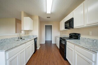 1556 Glenwick Dr in Rockwall, TX - Building Photo - Building Photo