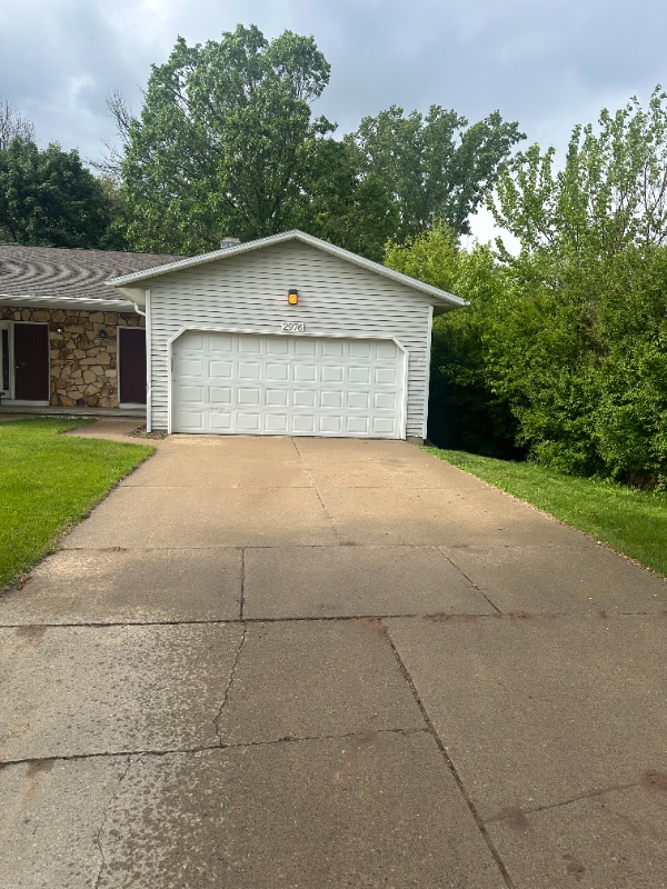 property at 2976 Sunshine Pl