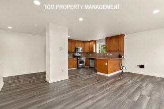 2317 S 128th St in Seatac, WA - Building Photo - Building Photo