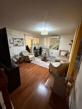 65 Venus Dr in Worcester, MA - Foto de edificio - Building Photo