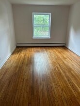 513-515 Grand Ave in Englewood, NJ - Building Photo - Building Photo