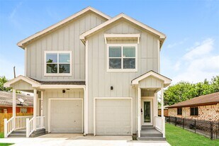 7321 Conley St in Houston, TX - Building Photo