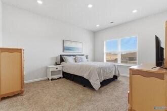 7005 Nearpath Dr NW in Huntsville, AL - Building Photo - Building Photo