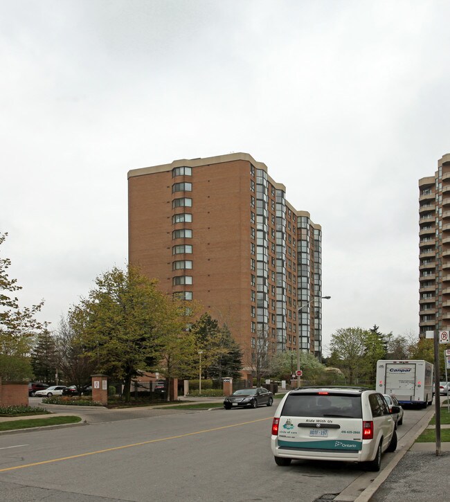 271 Ridley Blvd in Toronto, ON - Building Photo - Building Photo