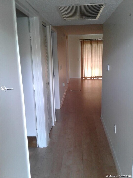 701 SW 142nd Ave-Unit -104 S in Pembroke Pines, FL - Building Photo