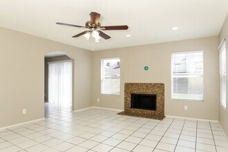 7631 W Cinnabar Ave in Peoria, AZ - Building Photo - Building Photo