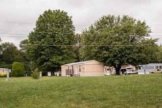 Countryside Mobile Home Park in Thonotosassa, FL - Building Photo - Building Photo