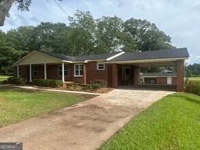 305 Jeff Davis Rd in Thomaston, GA - Building Photo - Building Photo