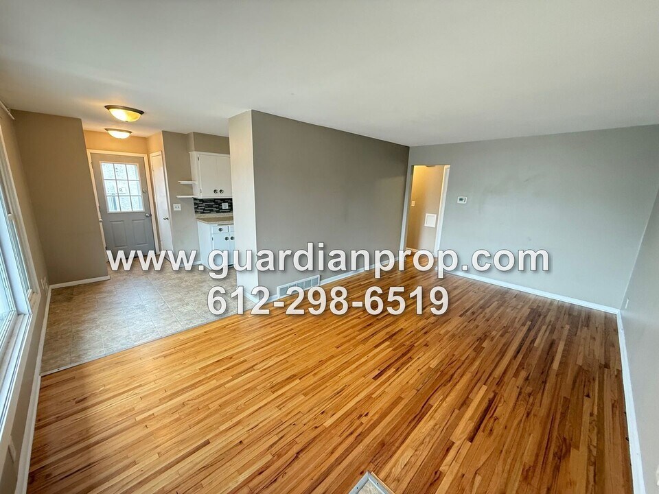 1266-1268 St Paul Ave in St. Paul, MN - Building Photo