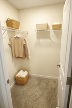 1246 Plum Bnd SW in Edmonton, AB - Building Photo - Building Photo